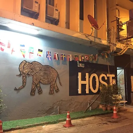 Zee Thai Hostel